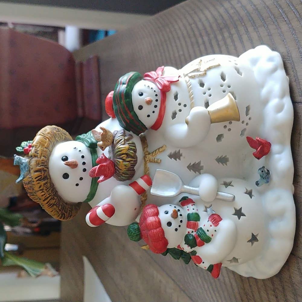 Partylite holiday tealight holder